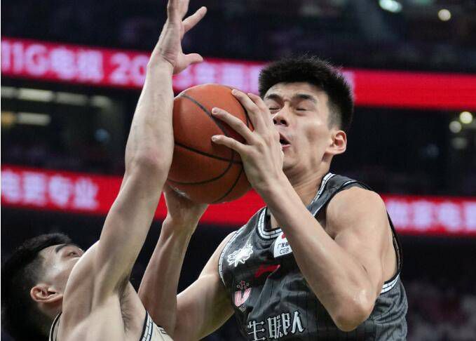 但截至12月31日，俱乐部知道自己将不得不接受违约，并且必须采取法律行动，同时探索其他替代方案来寻找新买家。
